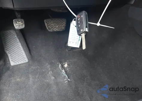 2021 Toyota Camry Se z USA, uszkodzony, nr VIN 4T1G11AK6MU444804